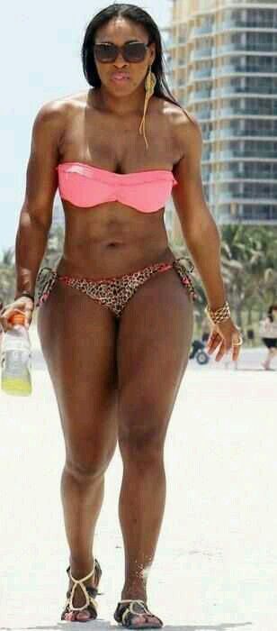 Serena Williams beach walk