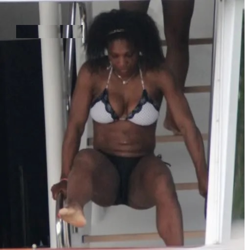 Serena Williams flaunts her assets at Miami Beach