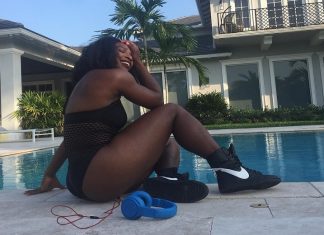 12 striking photos that distinguish Serena Williams: Fans can’t stop talking about them Serena Williams poses poolside