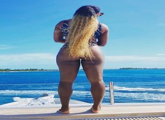 8 provoking booty pictures of Serena Williams in Turks and Caicos Serena Williams flaunts her fabulously shapely figure in a teeny bikini as she relaxes on a yacht pic